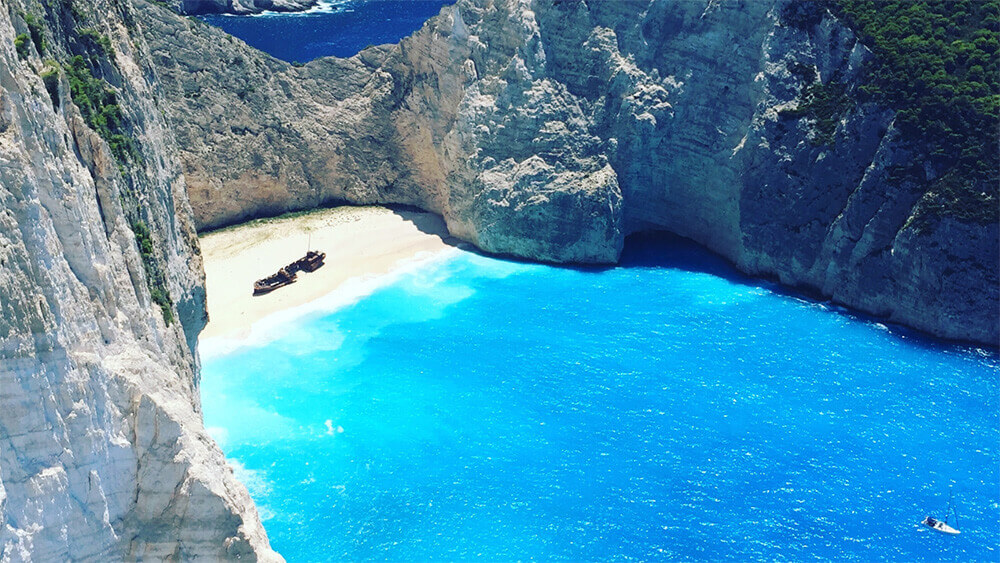 Courier Service to Greece